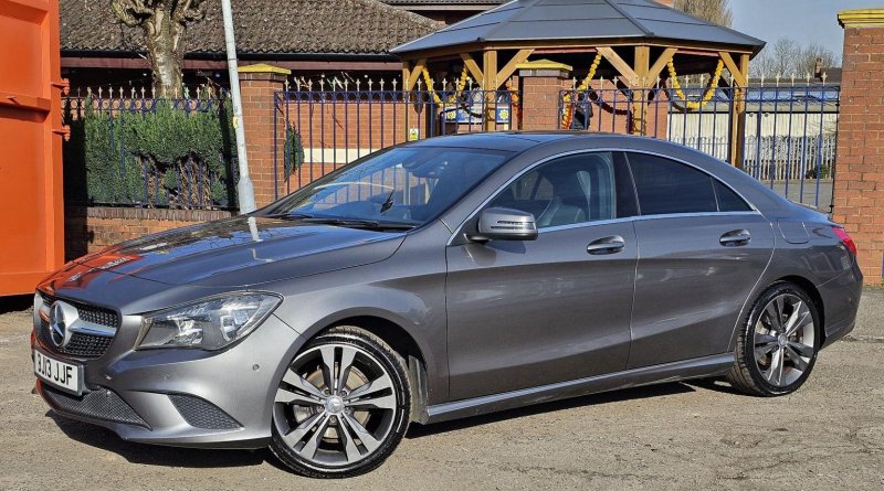 MERCEDES-BENZ CLA
