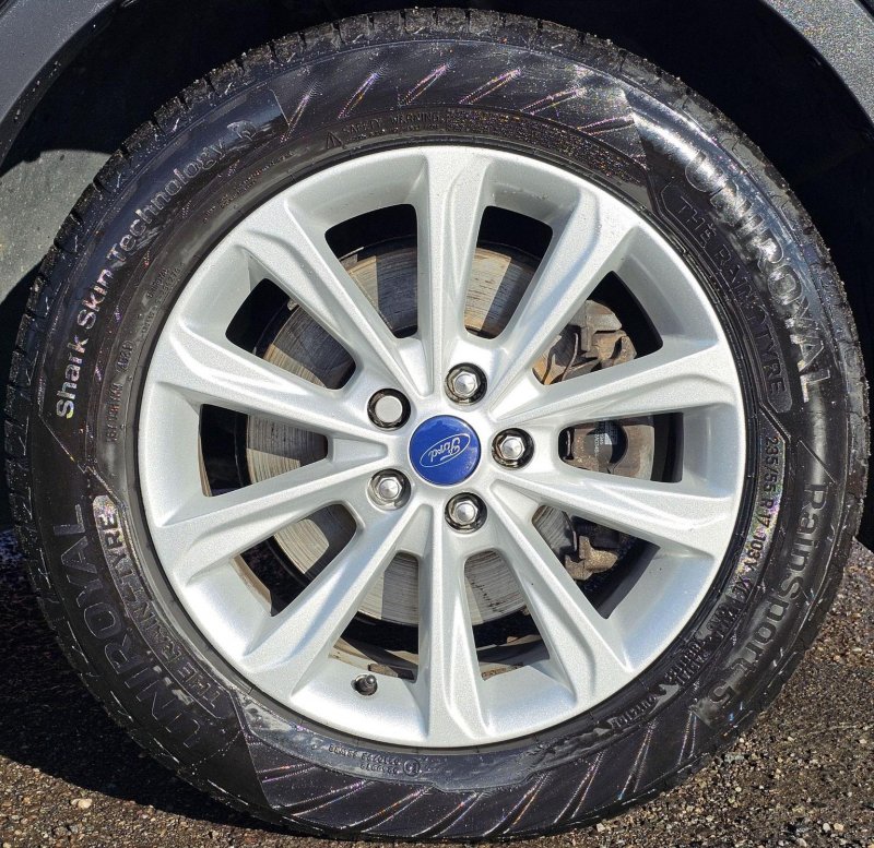 FORD KUGA