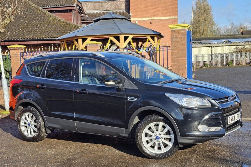 FORD KUGA