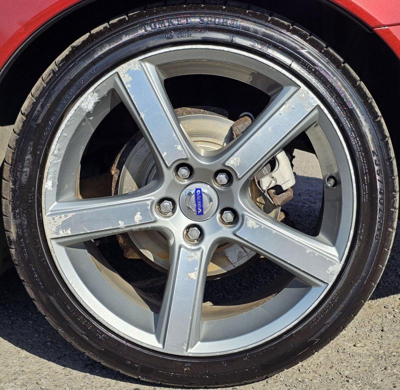 VOLVO C70