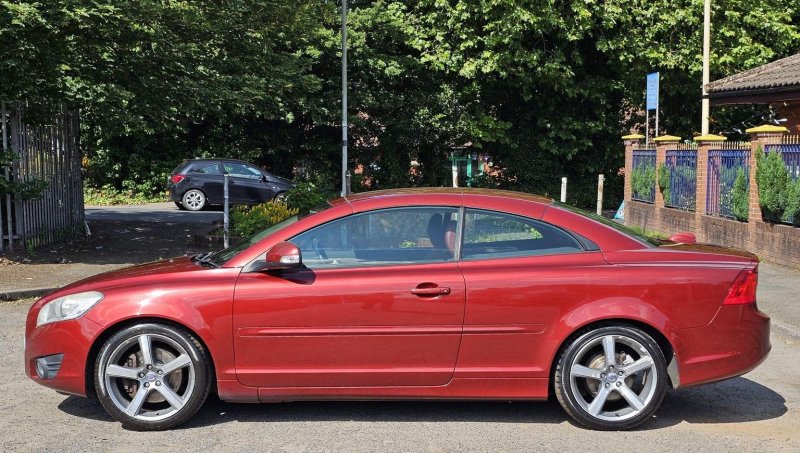 VOLVO C70