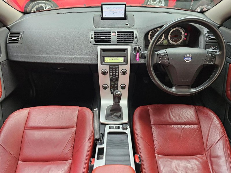 VOLVO C70