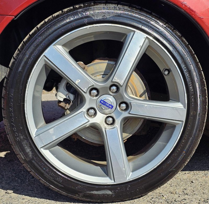 VOLVO C70