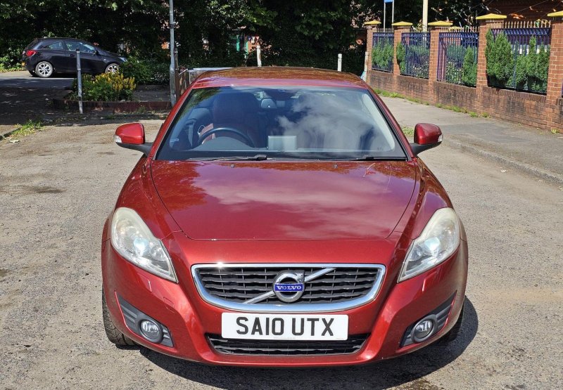 VOLVO C70