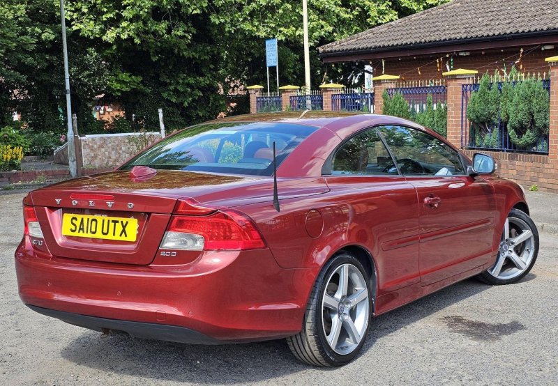 VOLVO C70