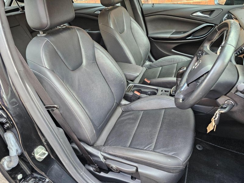 VAUXHALL ASTRA