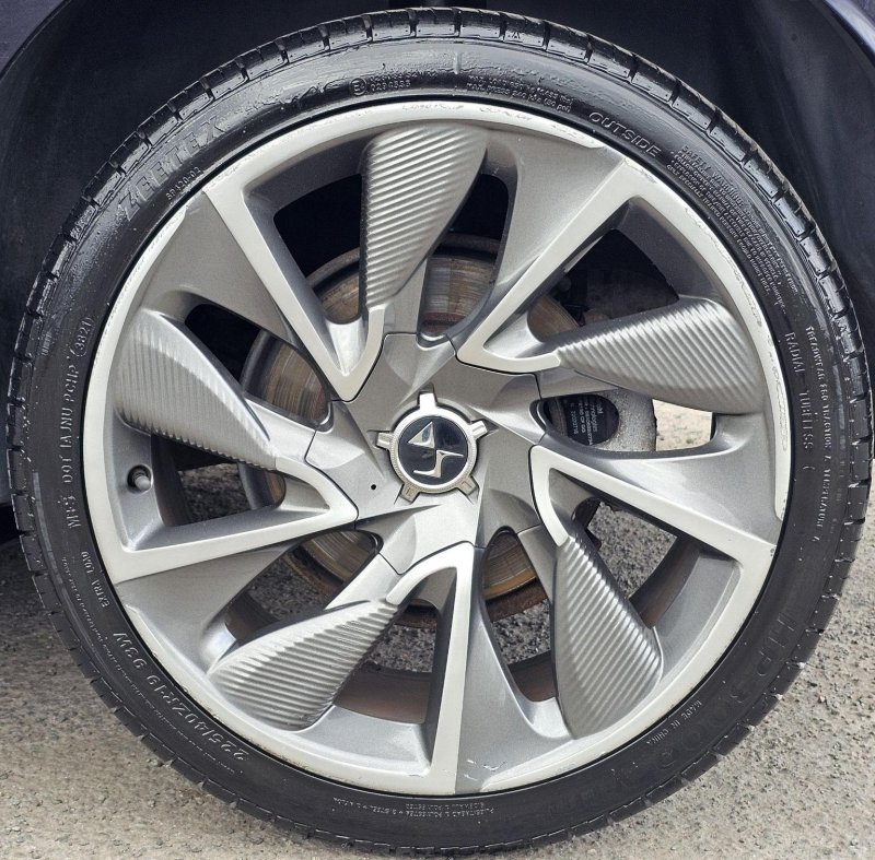 DS AUTOMOBILES DS 4