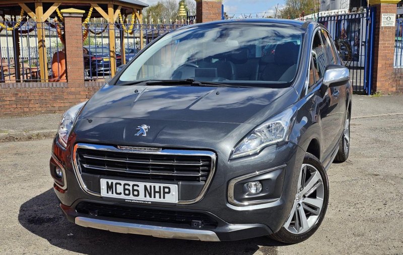 PEUGEOT 3008