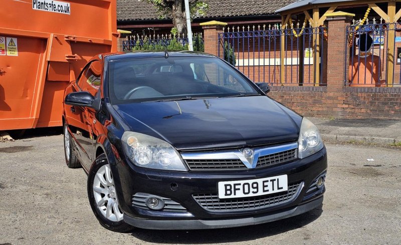 VAUXHALL ASTRA