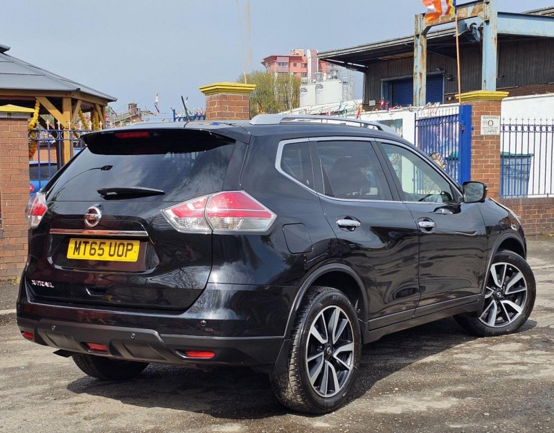 NISSAN X-TRAIL