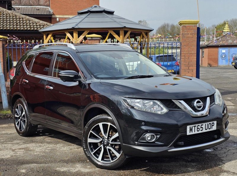 NISSAN