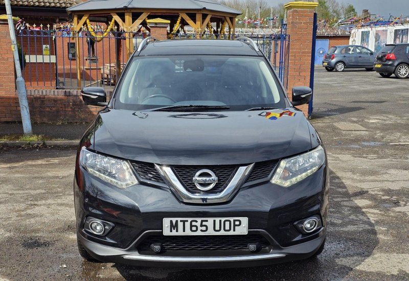 NISSAN X-TRAIL