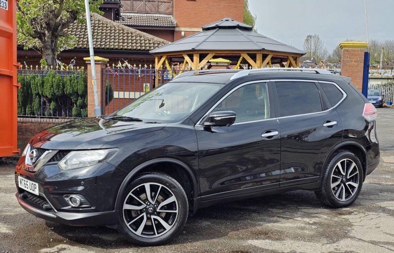 NISSAN X-TRAIL