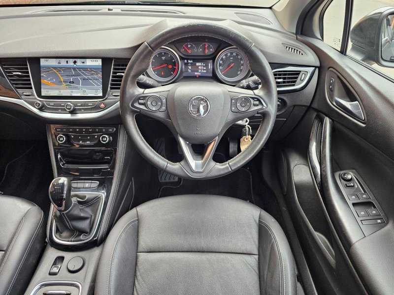 VAUXHALL ASTRA