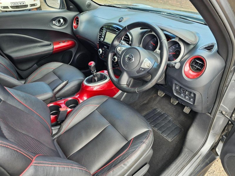 NISSAN JUKE