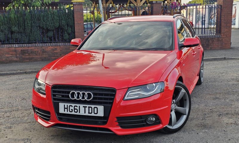 AUDI A4 AVANT