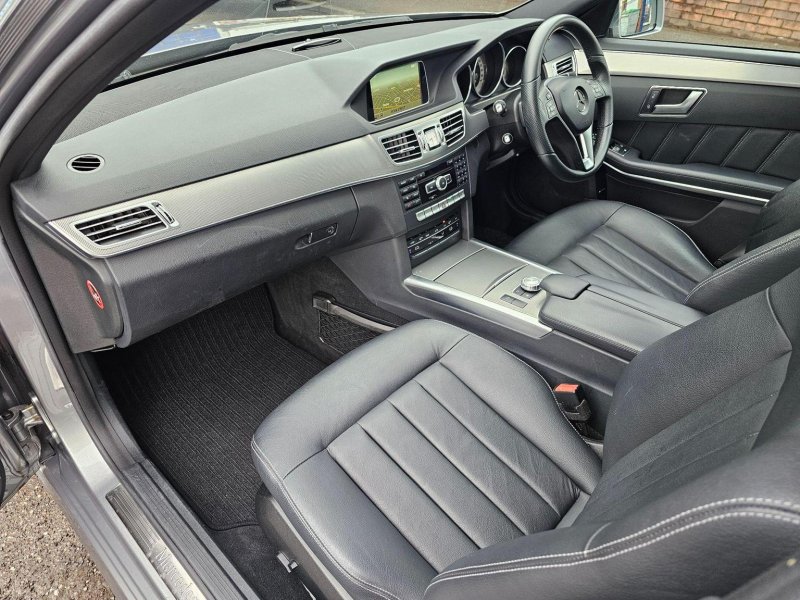 MERCEDES-BENZ E CLASS
