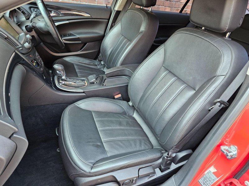 VAUXHALL INSIGNIA