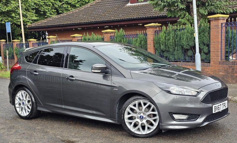 FORD FOCUS