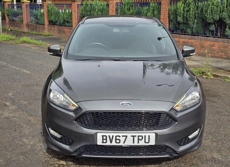 FORD FOCUS