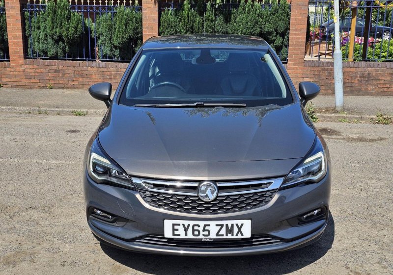 VAUXHALL ASTRA