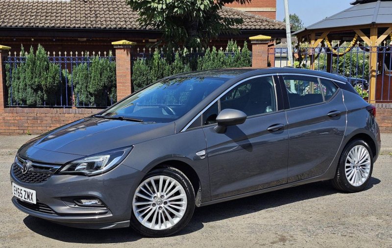 VAUXHALL ASTRA