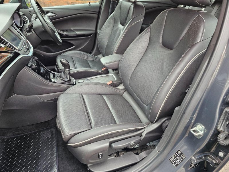VAUXHALL ASTRA