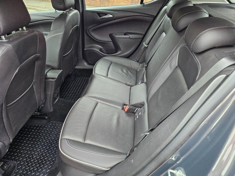 VAUXHALL ASTRA