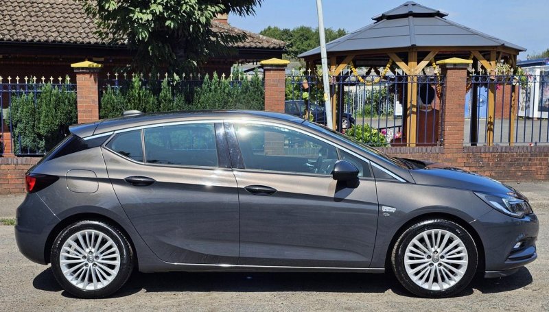 VAUXHALL ASTRA