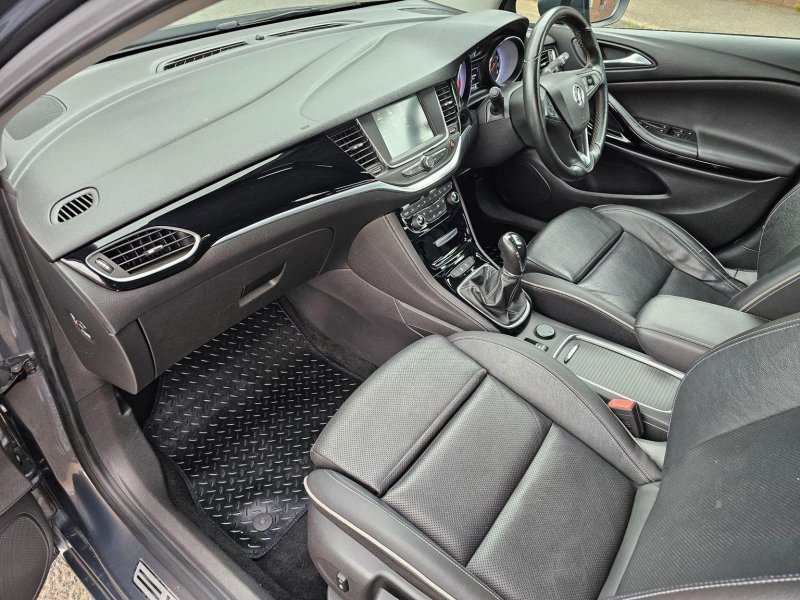 VAUXHALL ASTRA