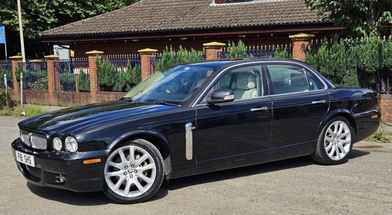 JAGUAR XJ