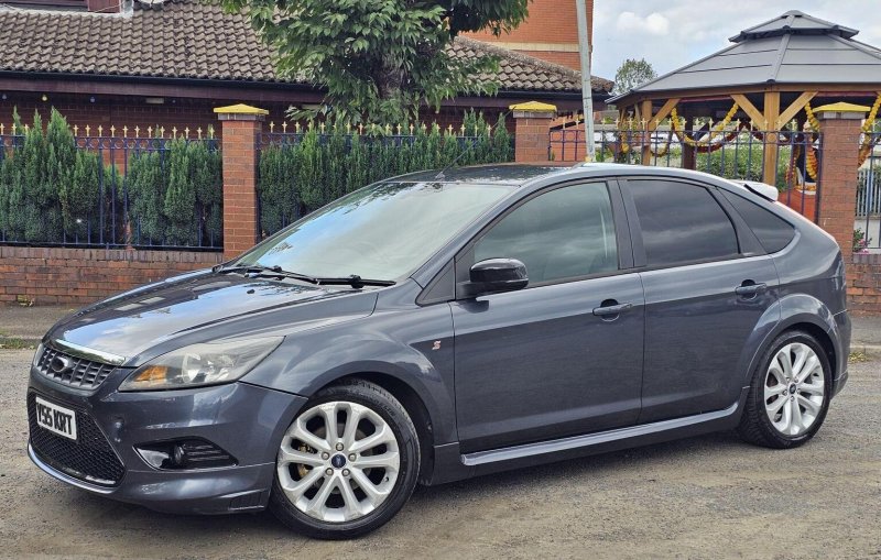 FORD FOCUS