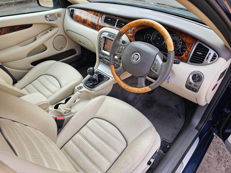 JAGUAR X-TYPE