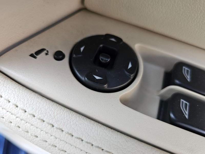 JAGUAR X-TYPE