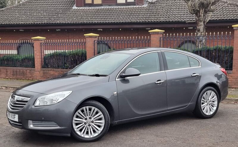 VAUXHALL INSIGNIA