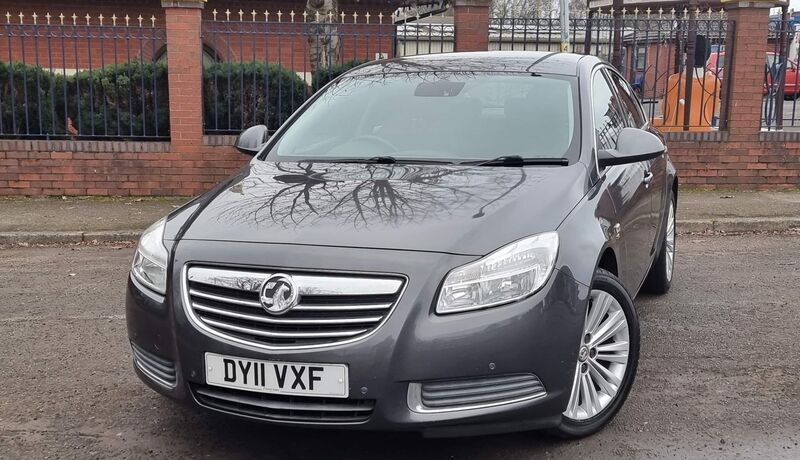 VAUXHALL INSIGNIA