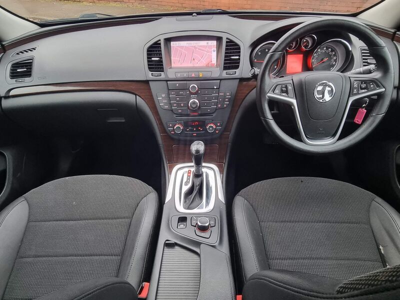 VAUXHALL INSIGNIA