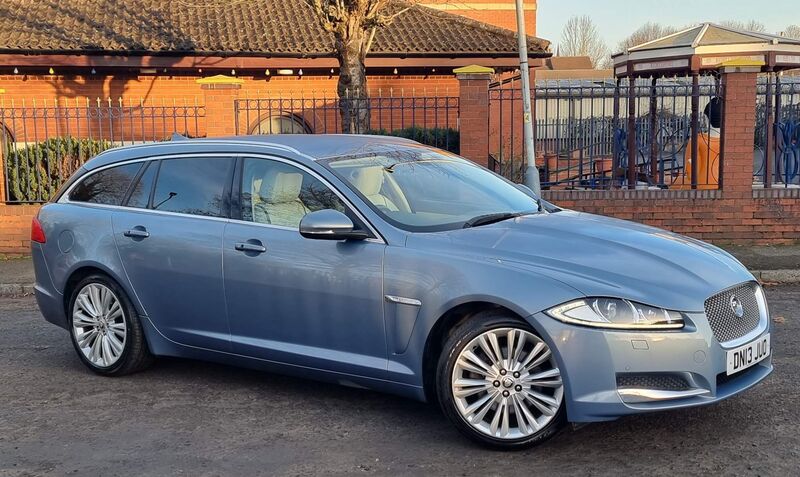 JAGUAR XF