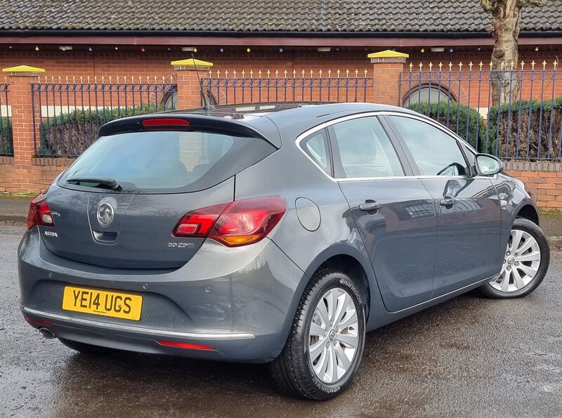 VAUXHALL ASTRA