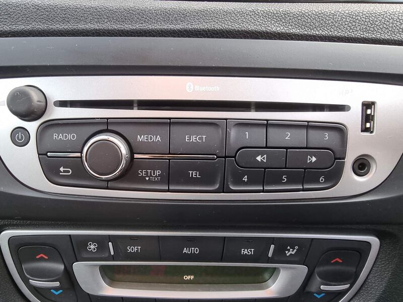 RENAULT GRAND SCENIC