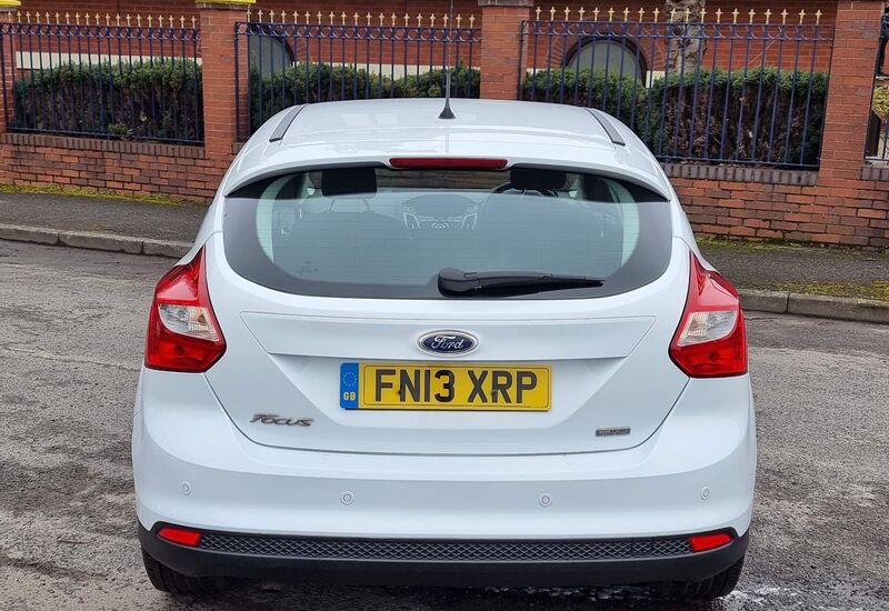 FORD FOCUS