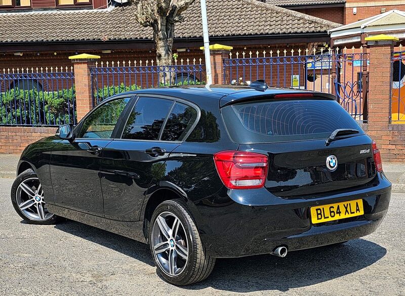 BMW 1 SERIES