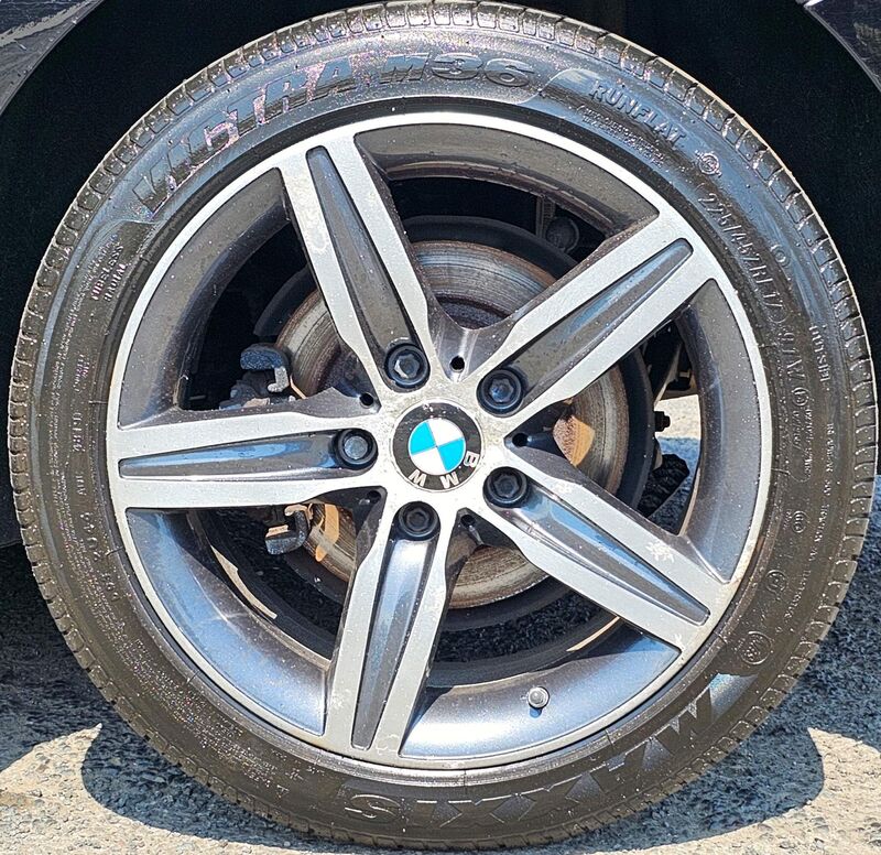 BMW 1 SERIES