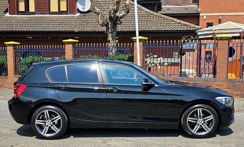 BMW 1 SERIES