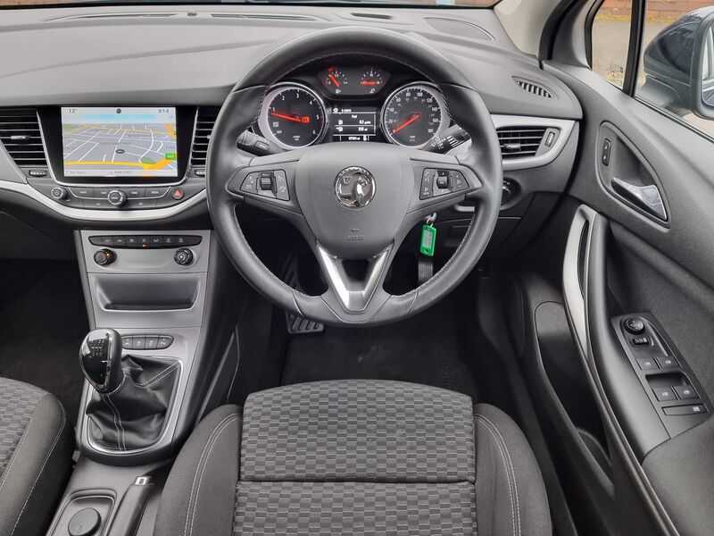 VAUXHALL ASTRA