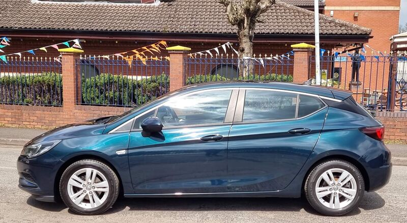 VAUXHALL ASTRA