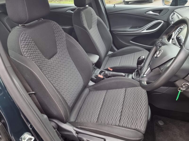 VAUXHALL ASTRA