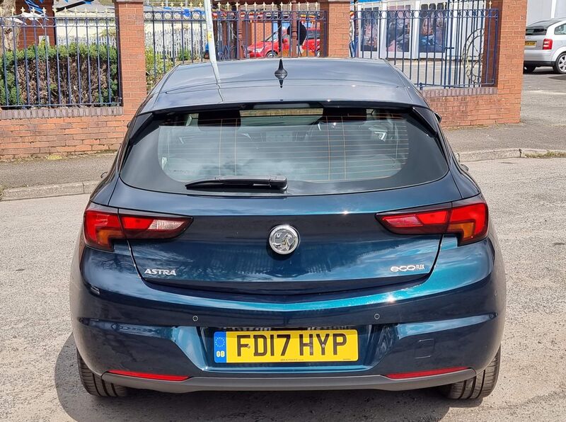 VAUXHALL ASTRA