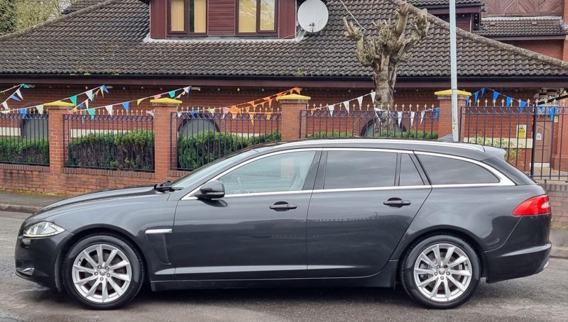 JAGUAR XF