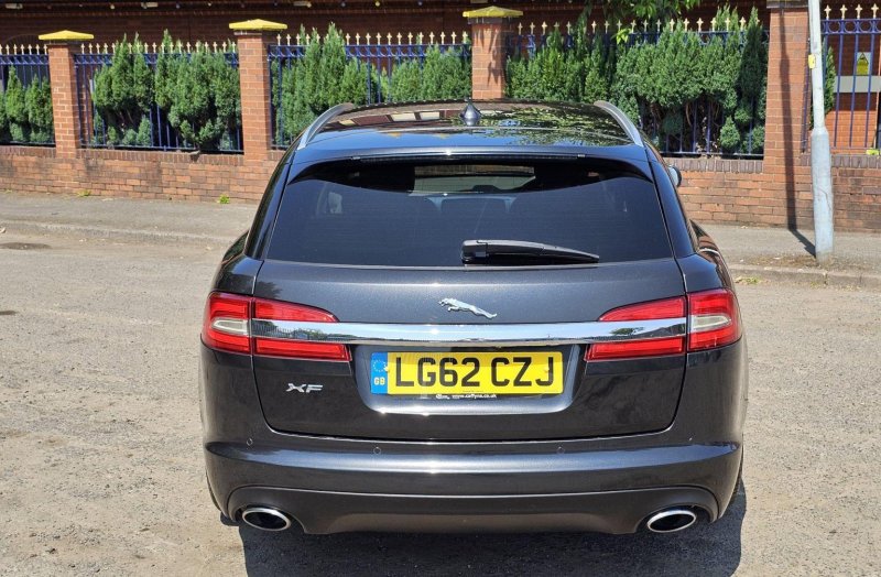 JAGUAR XF